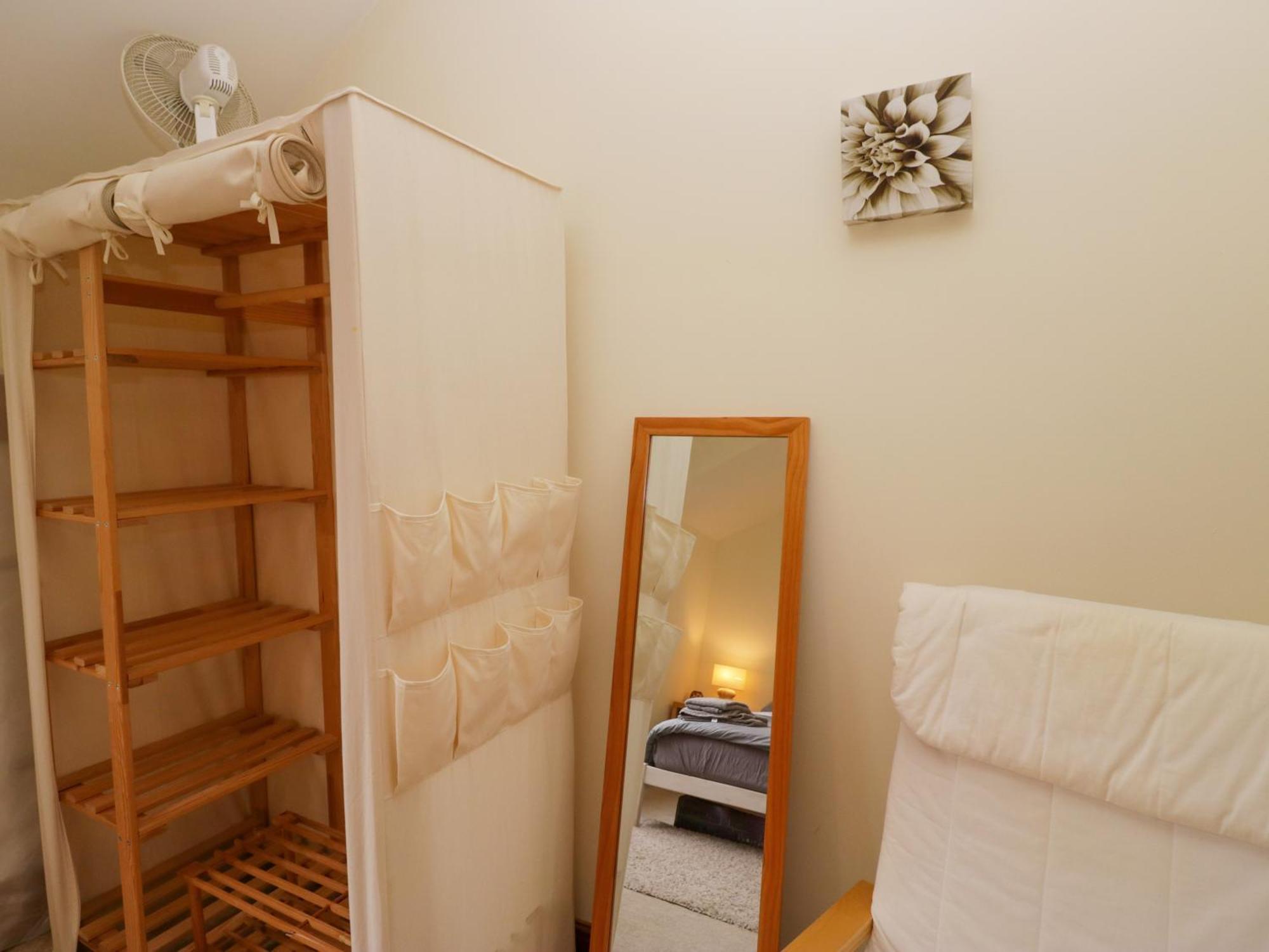 The Laurels Villa อัลเวอร์สตัน ภายนอก รูปภาพ